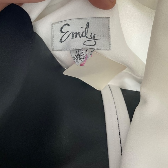 EMILY Polyester Skirt Suit Size 10 White Lined Notch Collar Cocktail 2PC - Picture 10 of 11